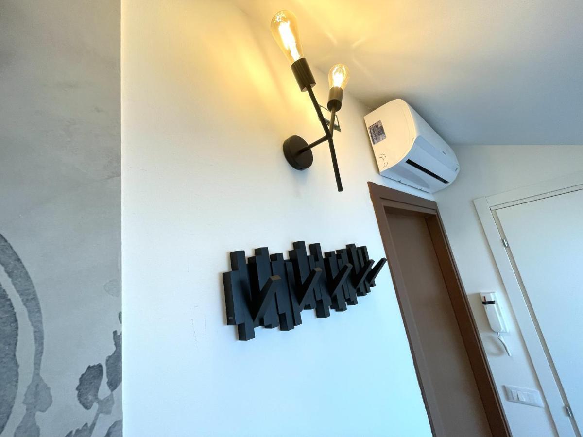 Ferienwohnung Lovely Mini Attic Rapallo Exterior foto